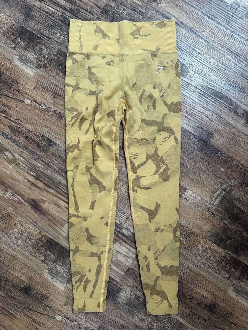 Gymshark Adapt Camo Seamless Leggings Savanna Yellow Size XS